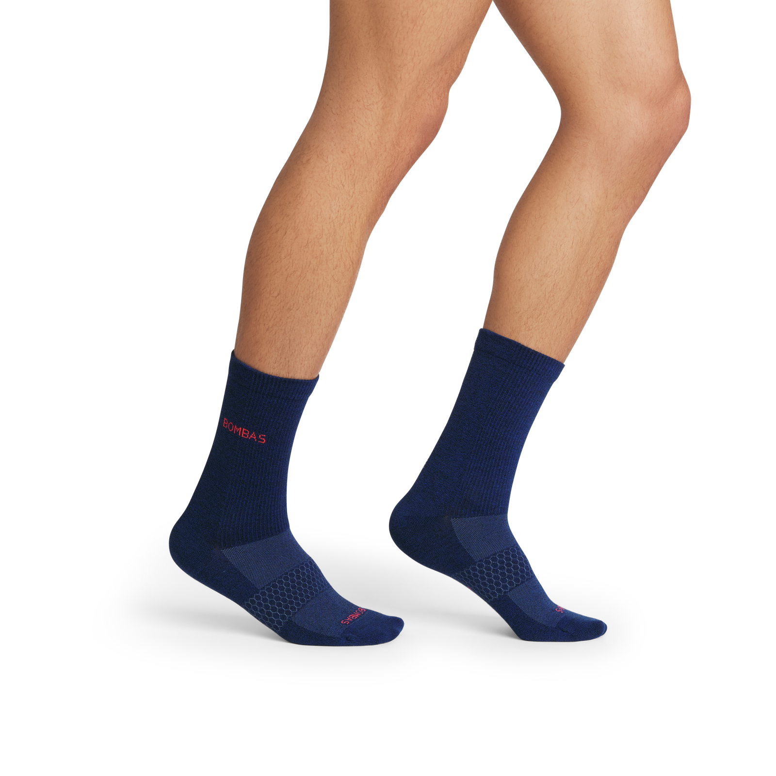 official-bombas::10074-midnightnavy-neptuneblue-adult-male-onmodel-2-transparent.png