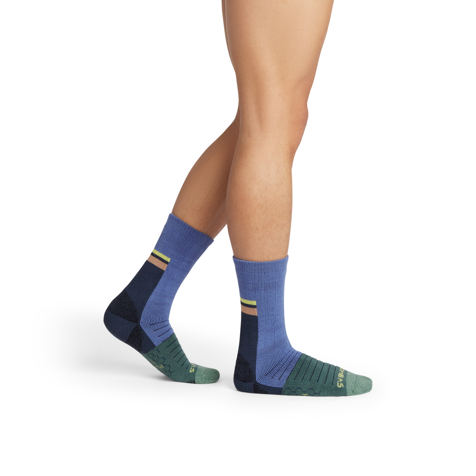 official-bombas::10076-oysterblue-adult-male-onmodel-2-transparent.png