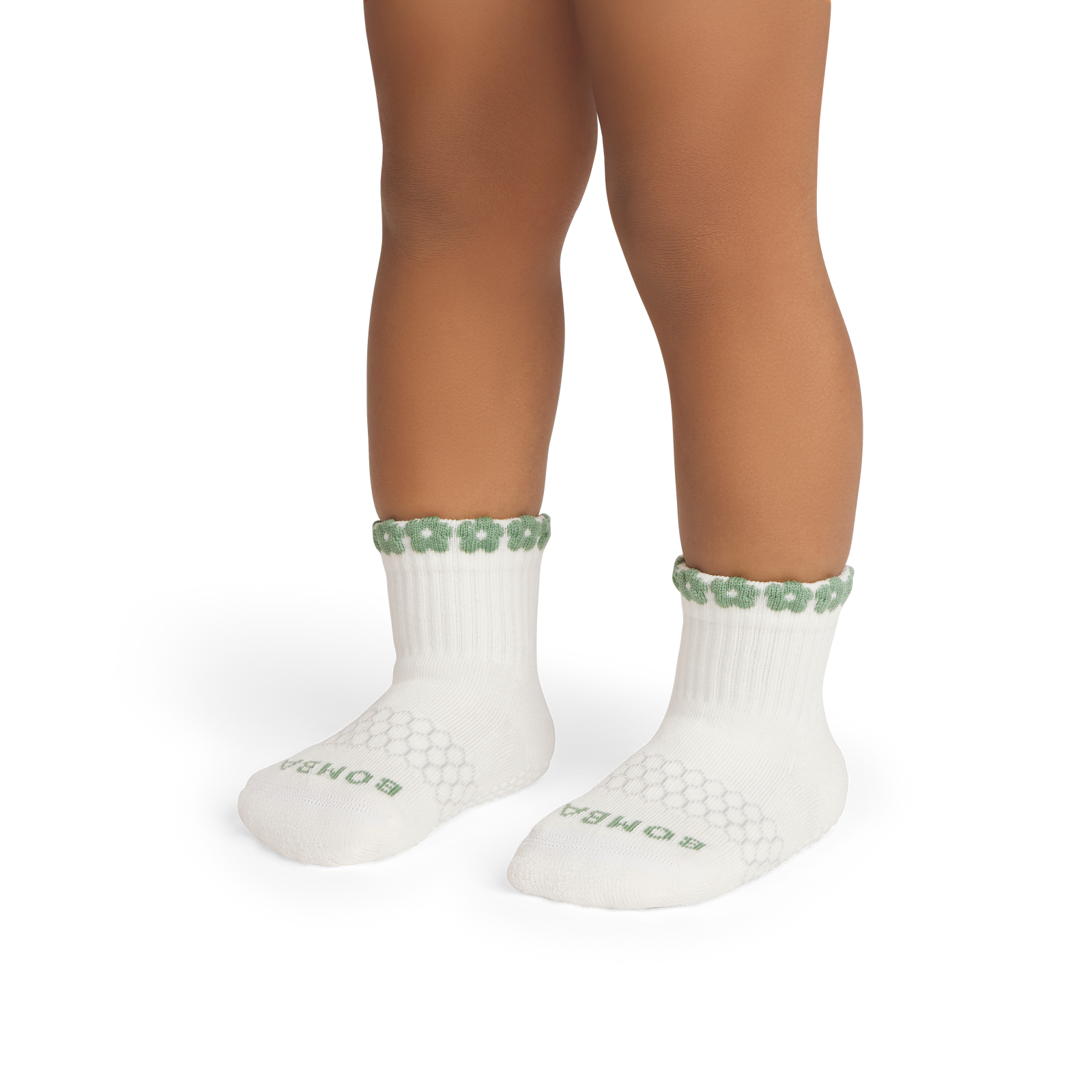official-bombas::10144-softwhite-easysage-toddler-unisex-onmodel-2-transparent.png