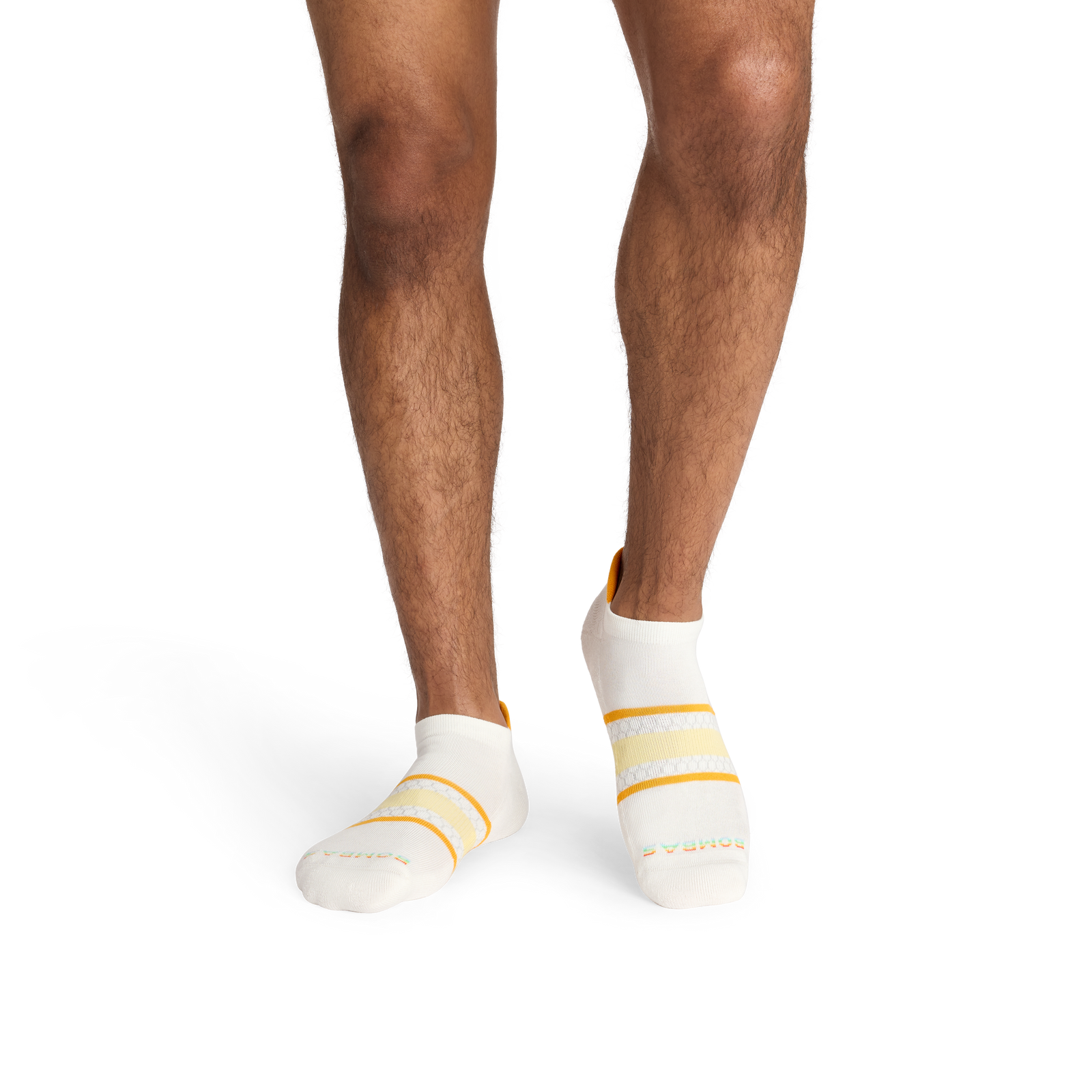 official-bombas::10400-fadedsun-mangoburst-adult-male-onmodel-2-transparent-_1_.png