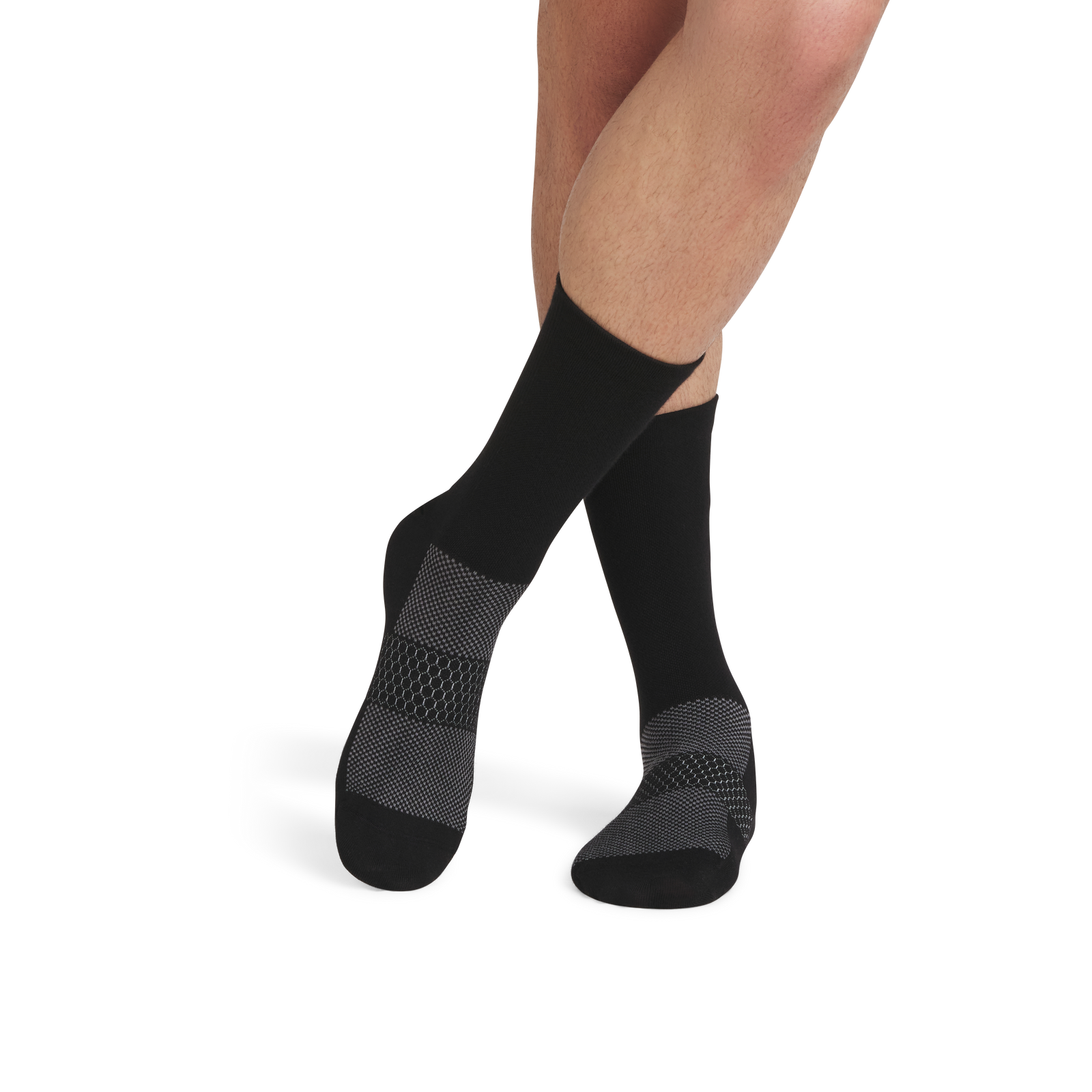official-bombas::9624-black-adult-male-onmodel-2-transparent.png