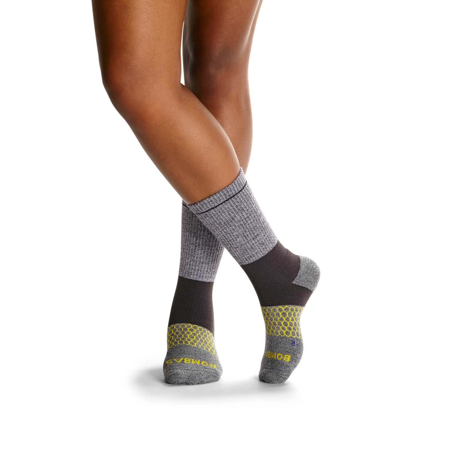official-bombas::charcoal-onmodel-2-transparent_8293d259-71ce-4d55-a65d-8575ca8b6f36.png